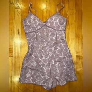Kaylee Kollection Floral Romper m jumpsuit